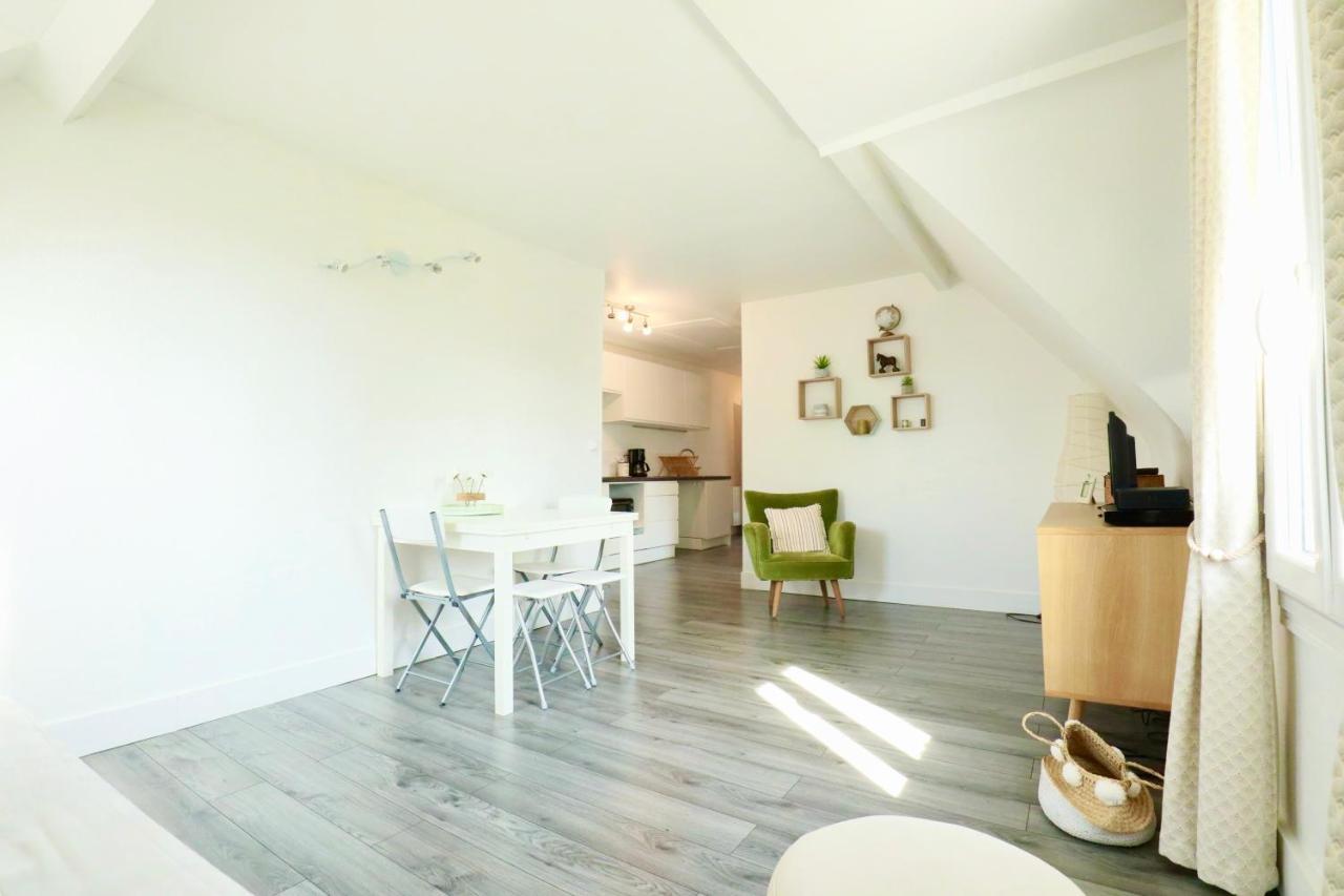 Appartement De L'Hippodrome Avec Deux Chambres Deauville Buitenkant foto